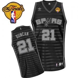 Maillot NBA Swingman Tim Duncan #21 San Antonio Spurs Groove Finals Patch Gris noir - Homme