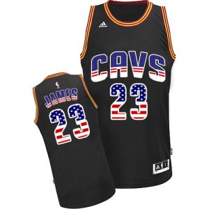 Maillot NBA Noir LeBron James #23 Cleveland Cavaliers USA Flag Fashion Authentic Homme Adidas