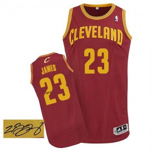 Maillot NBA Cleveland Cavaliers #23 LeBron James Vin Rouge Adidas Authentic Road Autographed - Homme