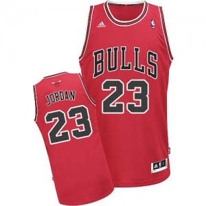 Maillot NBA Chicago Bulls #23 Michael Jordan Rouge Adidas Swingman Road - Homme
