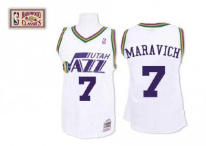 Maillot Mitchell and Ness Blanc Throwback Authentic Utah Jazz - Pete Maravich #7 - Homme
