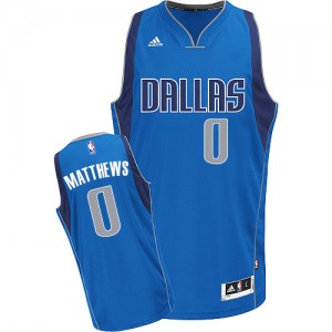 Maillot NBA Bleu royal Wesley Matthews #0 Dallas Mavericks Road Swingman Homme Adidas