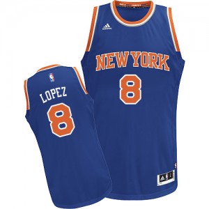 Maillot NBA Bleu royal Robin Lopez #8 New York Knicks Road Swingman Femme Adidas