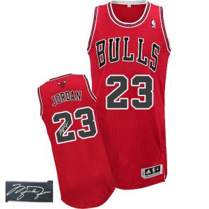 Maillot NBA Authentic Michael Jordan #23 Chicago Bulls Road Autographed Rouge - Homme