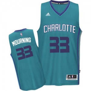 Maillot NBA Charlotte Hornets #33 Alonzo Mourning Bleu clair Adidas Swingman Road - Homme