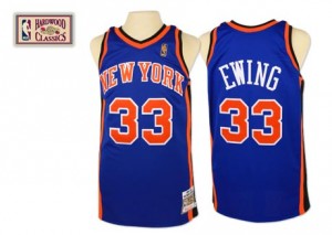 New York Knicks Mitchell and Ness Patrick Ewing #33 Throwback Swingman Maillot d'équipe de NBA - Bleu royal pour Homme