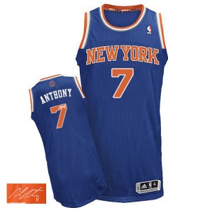 Maillot NBA Authentic Carmelo Anthony #7 New York Knicks Road Autographed Bleu royal - Homme